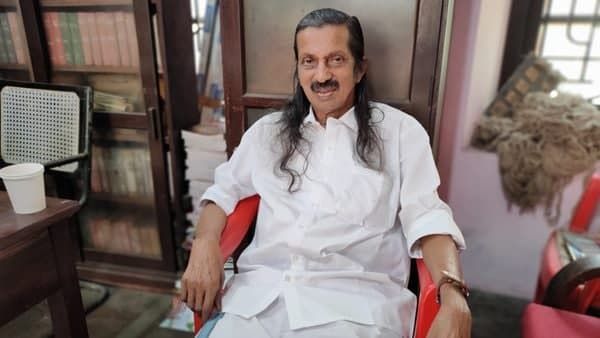 'സിപിഐ നേതാവിന് കാണാൻ എത്തിയത് 25 ലക്ഷം രൂപയും കൊണ്ട്'; പന്ന്യൻ രവീന്ദ്രന്റെ വെളിപ്പെടുത്തൽ ഇങ്ങനെ