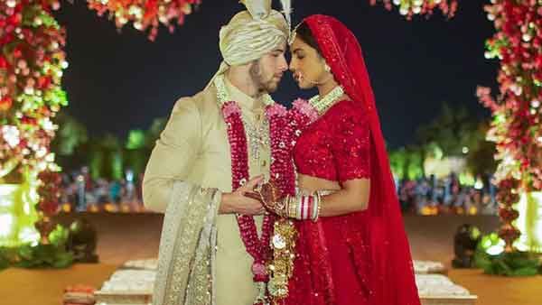 വാടക ഗര്‍ഭധാരണത്തിലൂടെ കുഞ്ഞിനെ സ്വീകരിച്ച് പ്രിയങ്ക ചോപ്രയും നികും