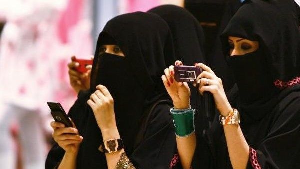 സൗദിയിലെ ഈ മാറ്റം ശ്രദ്ധിച്ചോ? സ്ത്രീകള്‍ കൂട്ടത്തോടെ എത്തുന്നു... ചര്‍ച്ചയായി 28000 പേര്‍