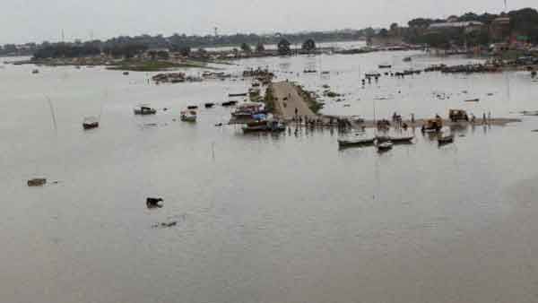 കൊവിഡ് രണ്ടാം തരംഗത്തില്‍ ഗംഗയില്‍ മൃതദേഹങ്ങള്‍ ഒഴുക്കിയതിന്റെ വിവരം ലഭ്യമല്ലെന്ന് കേന്ദ്രം