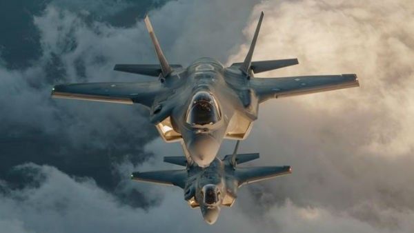 അമേരിക്കന്‍ യുദ്ധ വിമാനങ്ങള്‍ യുഎഇയില്‍; രഹസ്യനീക്കം, ഹൂതികള്‍ക്ക് തിരിച്ചടി വരുന്നു