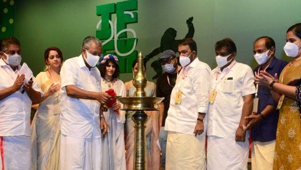 പ്രൗഢ ഗംഭീരം, നിലപാട്: 26-ാമത് കേരള രാജ്യാന്തര ചലച്ചിത്ര മേളയ്ക്കു തുടക്കമായി