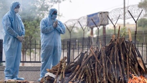 കാഞ്ഞങ്ങാട് നഗരസഭ പൊതുശ്മശാനം കുറച്ച് വെറൈറ്റിയാണ്, ഒന്നില്‍ പേര്‍ മരിച്ചാല്‍ കുടുങ്ങും