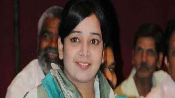 ദല്‍ഹി കലാപം; ഇസ്രത് ജഹാന് ജാമ്യം അനുവദിച്ച് ദല്‍ഹി കോടതി