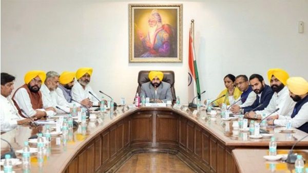 250000 പേർക്ക് ജോലി ; ആദ്യ ജനപ്രിയ തീരുമാനവുമായി പഞ്ചാബ് സർക്കാർ