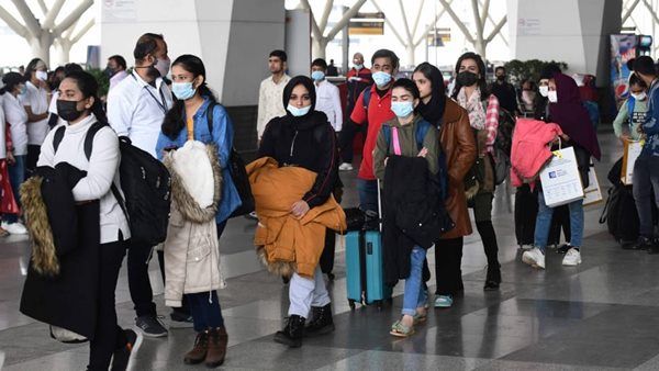 കേരള ബജറ്റ് 2022: യുക്രൈനിൽ നിന്നെത്തിയ വിദ്യാർത്ഥികളുടെ തുടർ പഠനം, 10 കോടി വകയിരുത്തി ബജറ്റ്