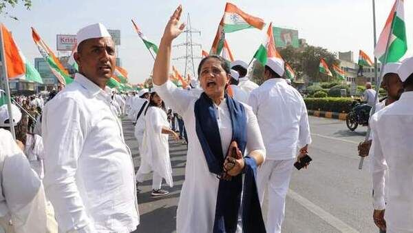 25 കൊല്ലത്തോളമായി ഗുജറാത്തില്‍ ഭരണമില്ല, തിരിച്ചുവരാന്‍ കോണ്‍ഗ്രസ്, ആസാദ് ഗൗരവ് യാത്രയ്ക്ക് തുടക്കം