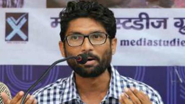 വനിതാ പോലീസ് ഓഫീസറെ അപമാനിച്ച കേസില്‍ ജിഗ്നേഷ് മേവാനിക്ക് ജാമ്യം