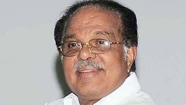 'പി ജെ കുര്യനെതിരെ നടപടി വേണം': രാഷ്ട്രീയ കാര്യസമിതിയില്‍ ആവശ്യം ഉയര്‍ന്നെന്ന് വിവരം