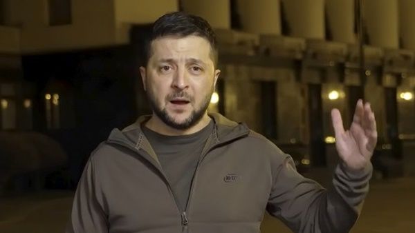 'യുദ്ധം കൊണ്ടുവന്ന നിശബ്ദതയെ സംഗീതം കൊണ്ടു നിറക്കൂ' : ഗ്രാമിയില്‍ സെലന്‍സ്‌കി