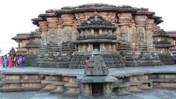 ചെന്നകേശവക്ഷേത്രത്തില്‍ രഥോല്‍ത്സവം ആരംഭിച്ചു; തുടക്കം ഖുറാന്‍ സൂക്ത പാരായണത്തോടെ