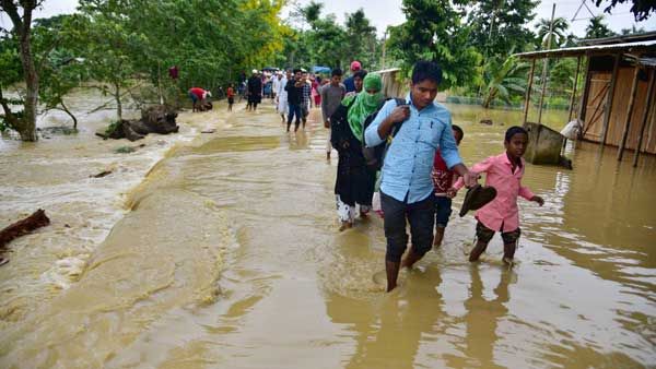അസാമിലെ പ്രളയം; മരണം 30 ആയി, 5.61 ലക്ഷത്തിലധികം ആളുകൾ ഇപ്പോഴും ദുരിതത്തിൽ