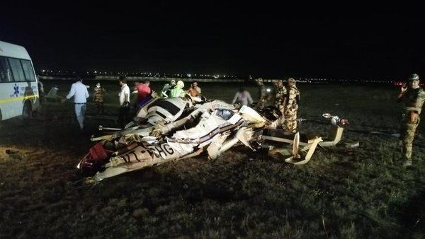 ഛത്തീസ്ഗഡിലെ റായ്പൂരില്‍ ഹെലികോപ്ടര്‍ തകര്‍ന്ന് രണ്ട് പൈലറ്റുമാര്‍ കൊല്ലപ്പെട്ടു