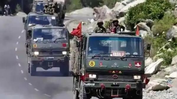 ലഡാക്കിൽ സൈനികർ സഞ്ചരിച്ച വാഹനം നദിയിലേക്ക് വീണ് ഏഴ് സൈനികർ മരണപ്പെട്ടു