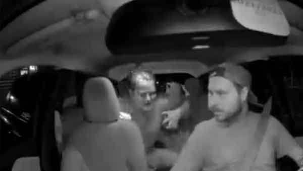 വംശീയവാദികളാണെങ്കില്‍ കടക്ക് പുറത്തെന്ന് ടാക്‌സി ഡ്രൈവര്‍; കൈയടിച്ച് സോഷ്യല്‍ മീഡിയ