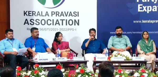 പ്രവാസികൾക്ക് പിന്തുണ; കേരള പ്രവാസി അസോസിയേഷൻ പാർട്ടിക്ക് കേരളത്തിൽ തുടക്കം