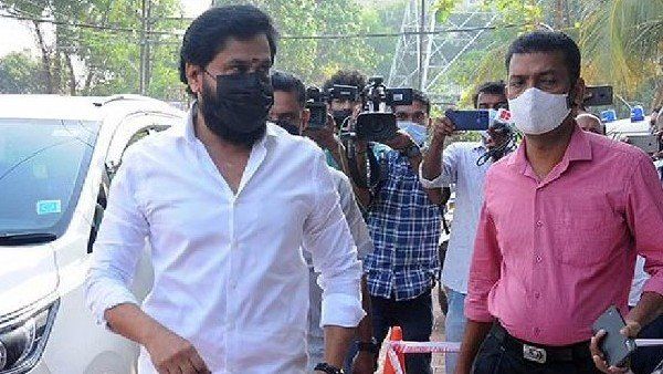 ശ്രീജിത്തിനെ മാറ്റിയ ശേഷം ദിലീപ് കേസ് മരവിച്ചു; പിണറായി ഉത്തരം പറയേണ്ടി വരുമെന്ന് അഡ്വ അജകുമാര്‍