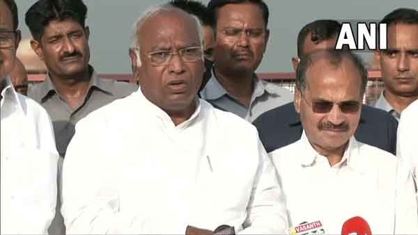 സേനകളുടെ കഴിവിനെ ബാധിക്കും; അഗ്നിപഥിനെതിരെ രാഷ്ട്രപതിയ്ക്ക് നിവേദനവുമായി കോണ്‍ഗ്രസ്