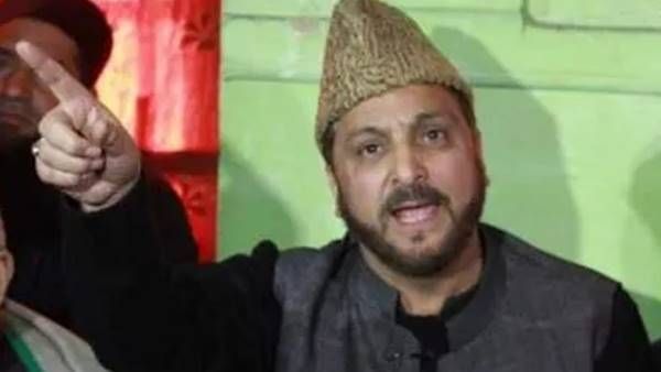 'പണ്ഡിറ്റുകൾ താഴ്വര വിട്ടുപോകരുത്', ഞങ്ങൾക്കൊപ്പം ജീവിക്കണം; കശ്മീരിലെ ഗ്രാൻഡ് മുഫ്തി നസീർ ഉൾ ഇസ്‌ലാം