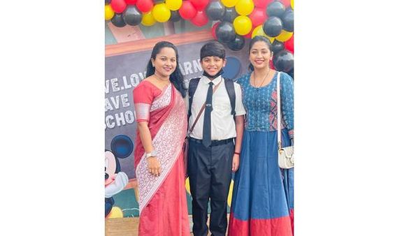 ഇത് വേണ്ടത് തന്നെയാണ്... മനോരമ വാര്‍ത്തയ്ക്ക് താഴെ വന്ന കമന്റിന് നവ്യയുടെ മറുപടി