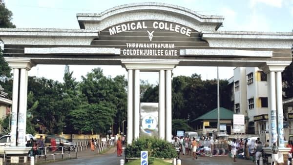 ശസ്ത്രക്രിയ വൈകി രോഗി മരിച്ച സംഭവം: വൃക്കയടങ്ങിയ പെട്ടിയെടുത്തവ‍ര്‍ക്കെതിരെ അധികൃതരുടെ പരാതി