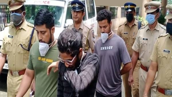 കല്യാണ്‍ ജ്വല്ലറിയുടെ പേരില്‍ ജോലി തട്ടിപ്പ്: പ്രതികളെ യുപിയില്‍ നിന്നും അറസ്റ്റ് ചെയ്ത് കേരള പൊലീസ്