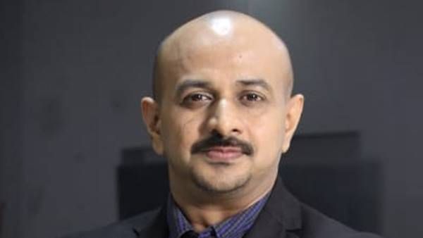 'ഒരായുധമേ ബാക്കിയുള്ളു കാട്ടിലെറിയരുത്... തിരുത്തണം'; സജി ചെറിയാനോട് അരുണ്‍ കുമര്‍