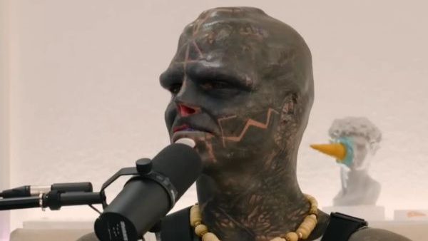 'ആരും ജോലി തരുന്നില്ല, തന്നെ ഒരു സാധാരണ മനുഷ്യനായി കാണൂ'; അഭ്യര്‍ത്ഥനയുമായി ‘ബ്ലാക്ക് ഏലിയൻ’