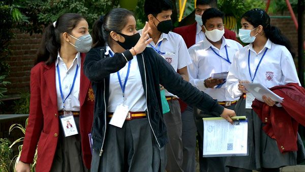 സിബിഎസ്ഇ പത്താം ക്ലാസ് പരീക്ഷഫലം പുറത്ത്; ഫലം അറിയാം ഈ വെബ്‌സൈറ്റുകളില്‍