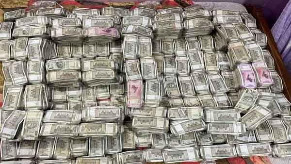 ജാര്‍ഖണ്ഡില്‍ ഇഡി റെയ്ഡ്; സോറന്റെ അടുത്ത സഹായിയില്‍ നിന്ന് 11.88 കോടി രൂപ പിടിച്ചെടുത്തു