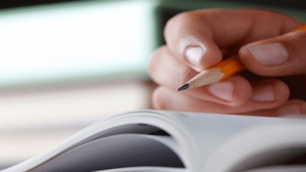 വിദ്യാര്‍ഥികളുടെ അടിവസ്ത്രം അഴിപ്പിച്ച സംഭവം: അന്വേഷണ സമിതി രൂപീകരിച്ച് കേന്ദ്രം