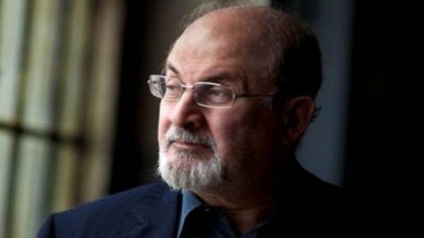 കലാപം, ഫത്വ, പലായനം;'സാത്താനിക് വേഴ്സസ്' മാറ്റി മറിച്ച റുഷ്ദിയുടെ ജീവിതം