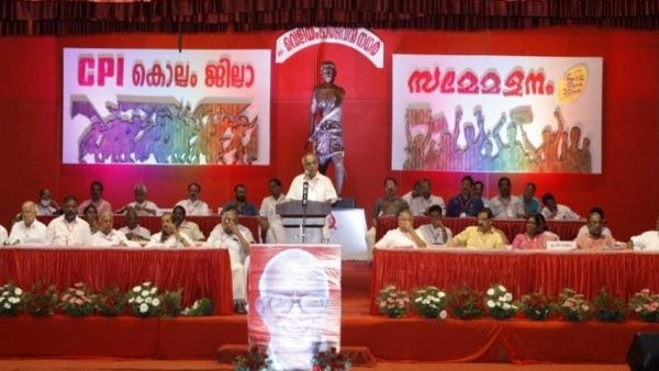 'മുഖ്യമന്ത്രിക്ക് എന്തിന് അധിക സുരക്ഷ'? സര്‍ക്കാരിനെ വിടാതെ സിപിഐ, വീണ്ടും വിമര്‍ശനം