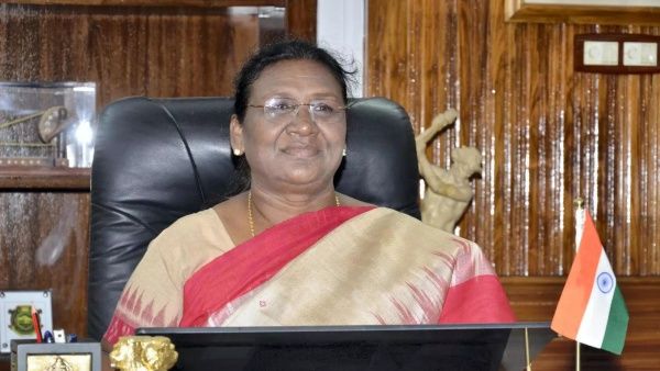 'ചരിത്രം പിറന്നിരിക്കുന്നു';എൽദോസ് പോളിനെയും അബ്ദുല്ലയെയും അഭിനന്ദിച്ച് രാഷ്ട്രപതി