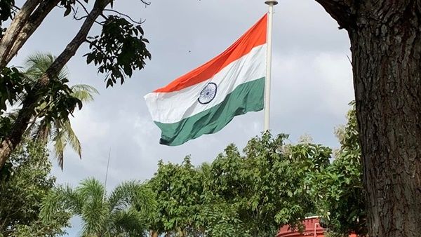 സ്വാതന്ത്ര്യ ദിനത്തിന്റെ നിറവില്‍ ഇന്ത്യ; ചെങ്കോട്ടയില്‍ ദേശീയ പതാക ഉയര്‍ത്തി പ്രധാനമന്ത്രി