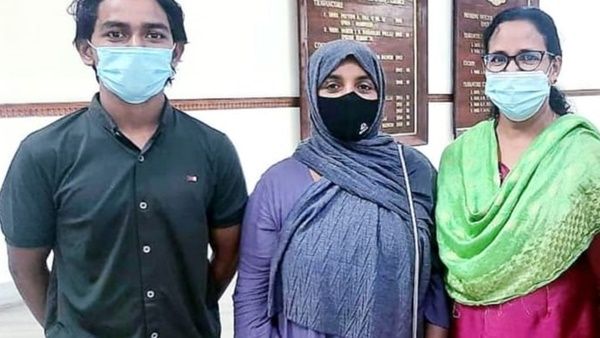 'ഭരണകൂടത്തോട് ഏറ്റുമുട്ടുന്നത് ഭയപ്പെടുത്തിയില്ല', സിദ്ദിഖ് കാപ്പന്റെ ഭാര്യ റെയ്ഹാനത്തിനെ കുറിച്ച് രമ