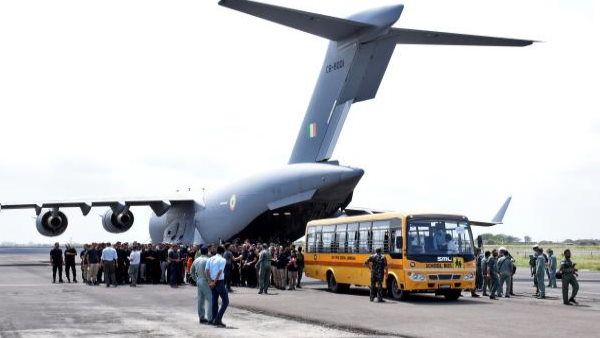ഇവന്‍ ഗജരാജയല്ല ഗജവീരന്‍; കോഴിക്കോട്ടിറക്കിയ വ്യോമസേനയുടെ ഹൈടെക് വിമാനം വേറെ ലെവല്‍