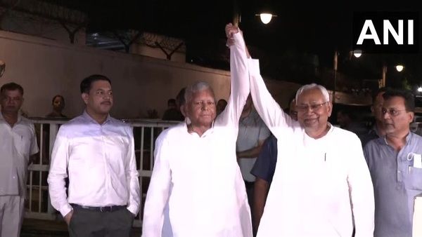 പ്രതിപക്ഷ ഐക്യത്തിന് സോണിയയുടെ പച്ചക്കൊടി; നിതീഷിനോടും ലാലുവിനോടും പറഞ്ഞത് ഇങ്ങനെ