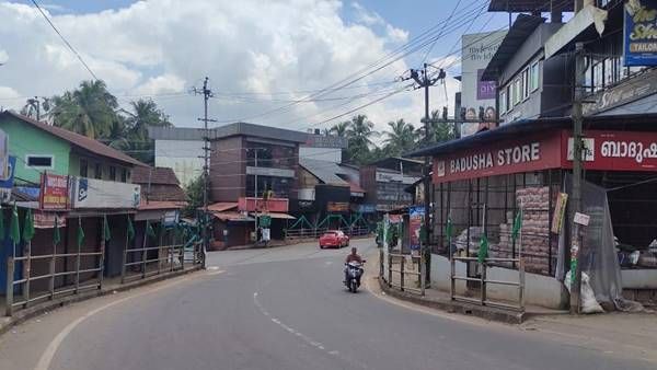 പെട്രോള്‍ ബോംബേറ്, പോലീസുകാരെ ബൈക്കിടിച്ച് വീഴ്ത്തി, ഹര്‍ത്താലില്‍ വ്യാപക ആക്രമണം