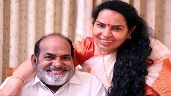 കോടിയേരി തിരിച്ചുവരുന്നു, ആരോഗ്യനിലയില്‍ പുരോഗതി; ചിത്രങ്ങള്‍ പങ്കുവെച്ച് സിപിഎം നേതാക്കള്‍