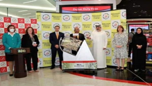 ദുബൈയിൽ മലയാളിക്ക് വീണ്ടും ഭാഗ്യ സമ്മാനം, നാസറുദ്ദീനെ തേടിയെത്തിയത് 8 കോടി