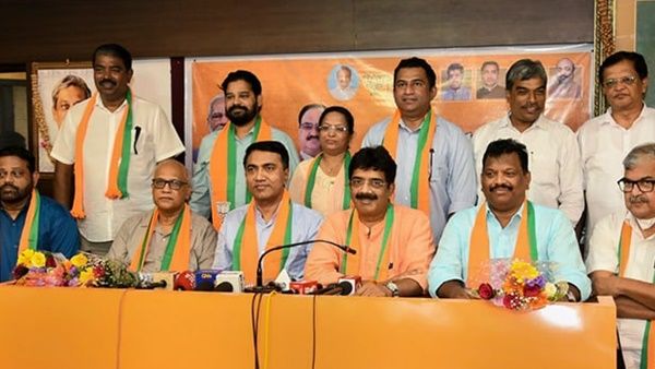 മന്ത്രിസ്ഥാനവുമില്ല, പദവികളും; കോൺഗ്രസ് വിട്ട് ബിജെപിയിലെത്തിയ എംഎൽഎമാർ കലിപ്പിൽ