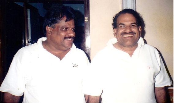 'കമിഴ്ന്ന് കിടന്ന് പോലീസ് വെടിവെക്കുന്നു, ഞങ്ങൾ അലറിക്കൊണ്ട് പോലീസിനടുത്തേക്ക്', ഓർമ്മക്കുറിപ്പുമായി ഇപി