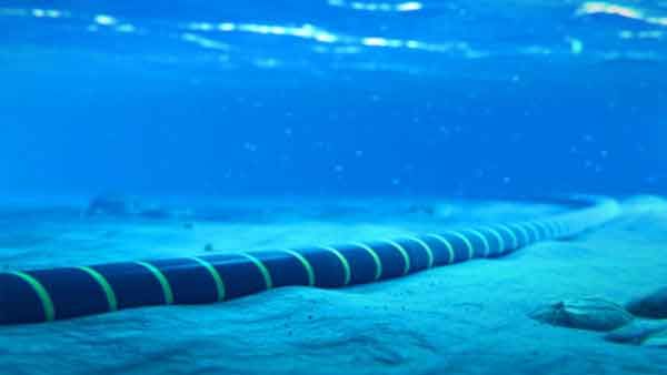 ഗുജറാത്ത് മുതല്‍ ഫുജൈറ വരെ കടലിനടിയിലൂടെ കേബിള്‍; വമ്പന്‍ പദ്ധതിക്കൊരുങ്ങി ഇന്ത്യയും സൗദിയും