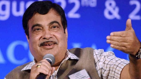 ദേശീയപാത മോശം അവസ്ഥയിലാണ്.. ബുദ്ധിമുട്ടുണ്ടെന്ന് അറിയാം; പരസ്യമായി മാപ്പ് ചോദിച്ച് ഗഡ്കരി