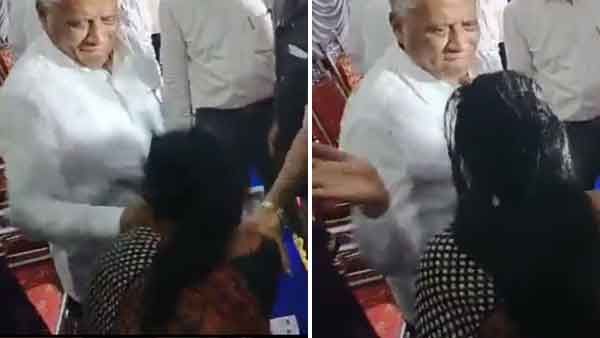 Viral Video- പട്ടയവിതരണത്തിനിടെ സ്ത്രീയുടെ മുഖത്തടിച്ച് കര്‍ണാടക മന്ത്രി, വീഡിയോ കാണാം