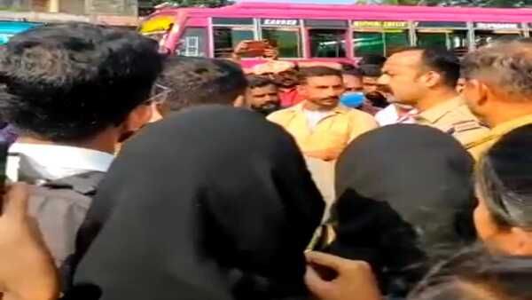 കണ്ണൂര്‍-പയ്യന്നൂര്‍ റൂട്ടിലെ മിന്നല്‍ പണിമുടക്കില്‍ യാത്രക്കാര്‍ വലഞ്ഞു