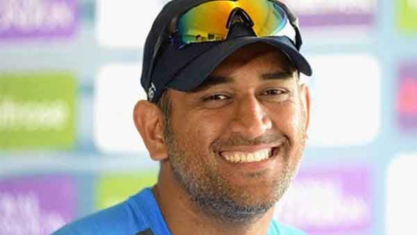 എന്നേയും ഒത്തുകളിയേയും ബന്ധിപ്പിക്കരുത്; ഐപിഎസ് ഉദ്യോഗസ്ഥനെതിരെ വീണ്ടും ധോണി