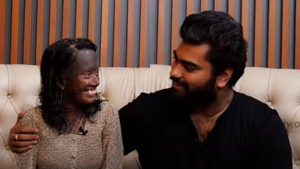  അപൂർവ്വ രോഗം ബാധിച്ച ചിഞ്ചുവിനെ ഞെട്ടിച്ച് റോബിന്റേയും ആരതിയുടെയും 'സർപ്രൈസ്'; ഓഫർ ഇങ്ങനെ, വൈറൽ