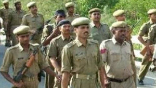 ക്രിസ്മസ് ആഘോഷത്തിന് നേരെ ഹിന്ദു സംഘടനാ പ്രവര്‍ത്തകരുടെ ആക്രമണം; പാസ്റ്റര്‍ കസ്റ്റഡിയില്‍